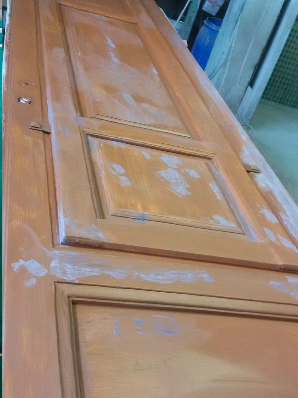 restauro porta scritta